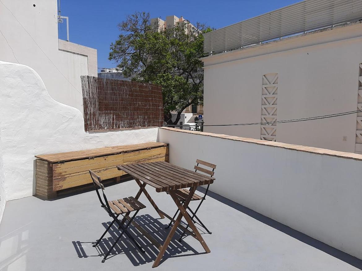 Traditional House In Historical Center Of فارو المظهر الخارجي الصورة